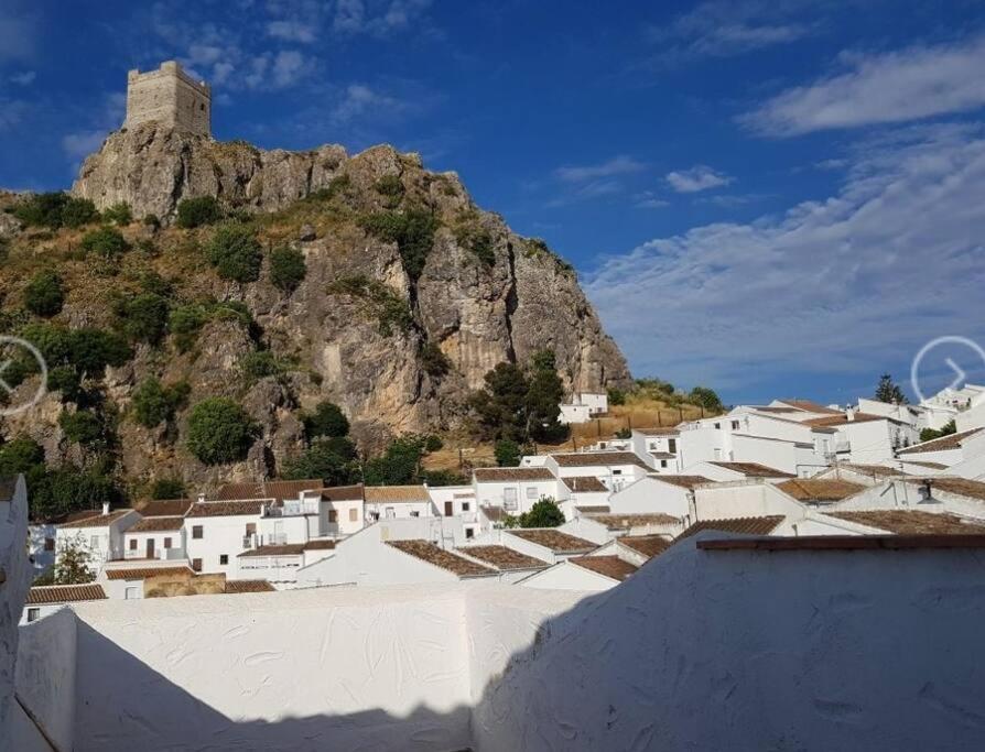 Entre Vistas Pensionat Zahara De La Sierra Eksteriør billede